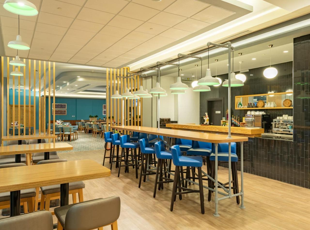 Park Inn By Radisson Jubail Industrial City מראה חיצוני תמונה