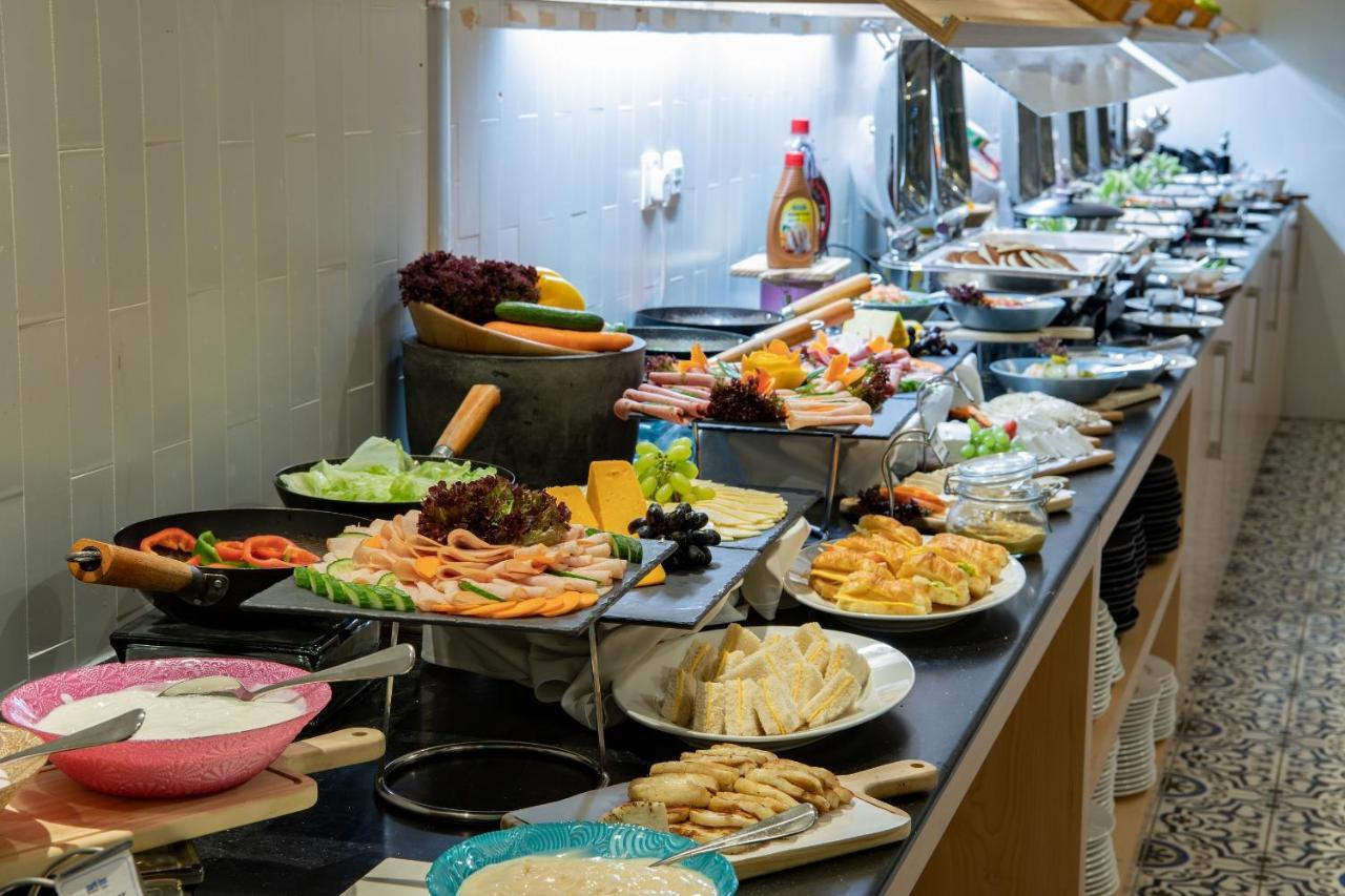 Park Inn By Radisson Jubail Industrial City מראה חיצוני תמונה