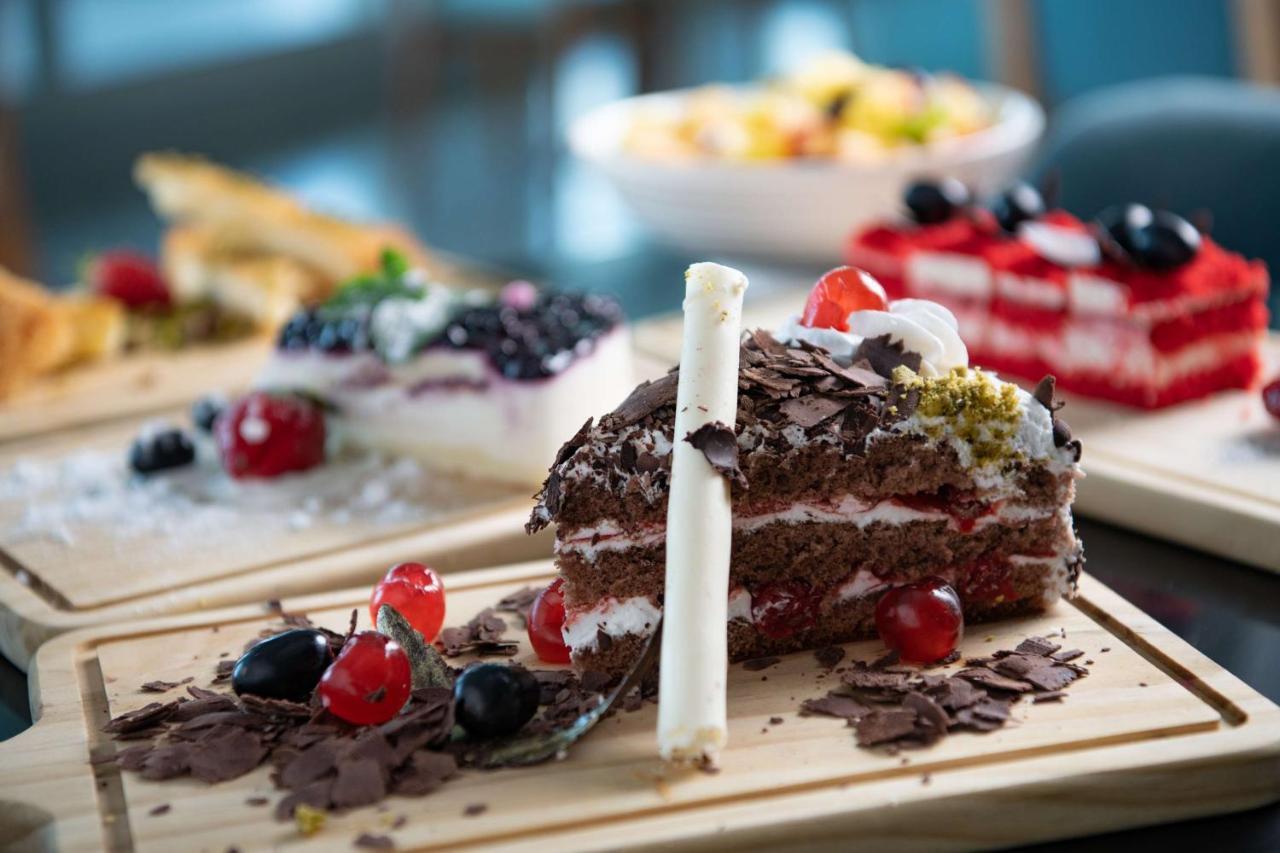 Park Inn By Radisson Jubail Industrial City מראה חיצוני תמונה